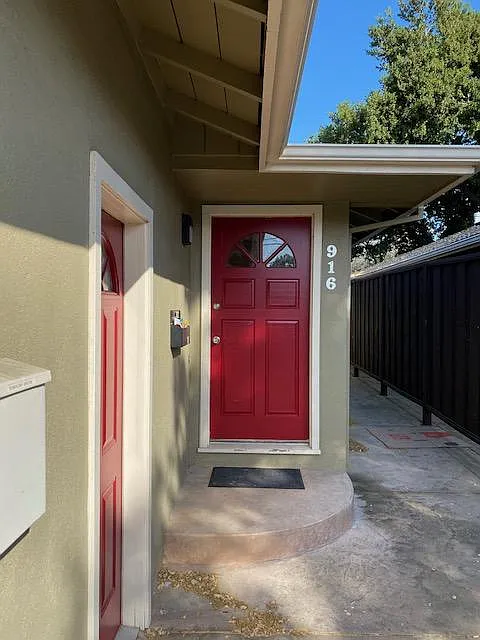 1 bed, 600 sqft, $2,600 — Photo 2