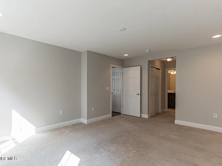 507 Lexington Mews — Photo 16