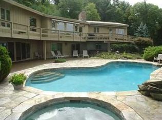 10 Eagle Head Rd, Cornwall, NY 12518