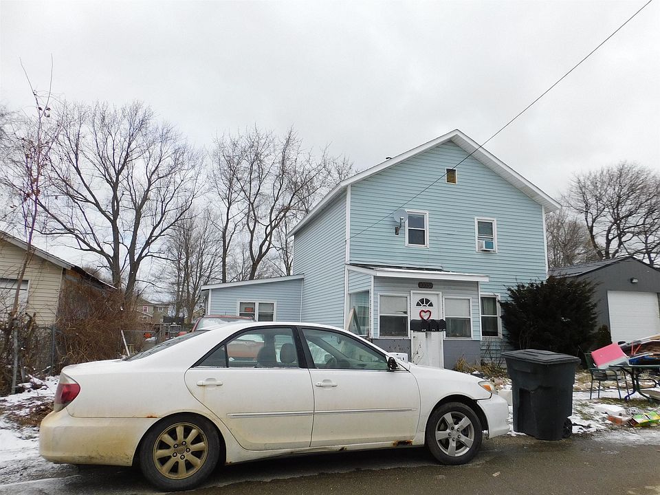 1st image of 10032 Railroad St
