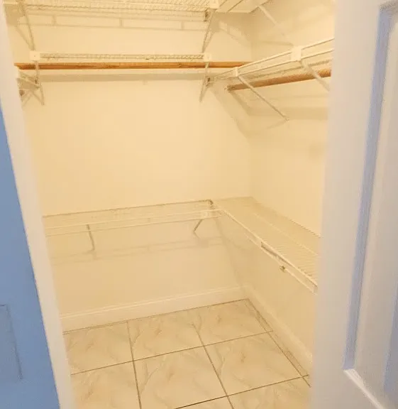 902 NE 209th St #203 — Photo 8