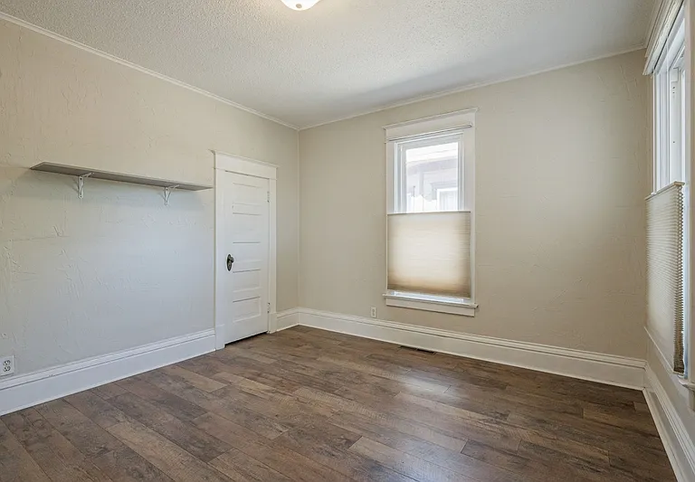 1219 Grand Ave — Photo 14