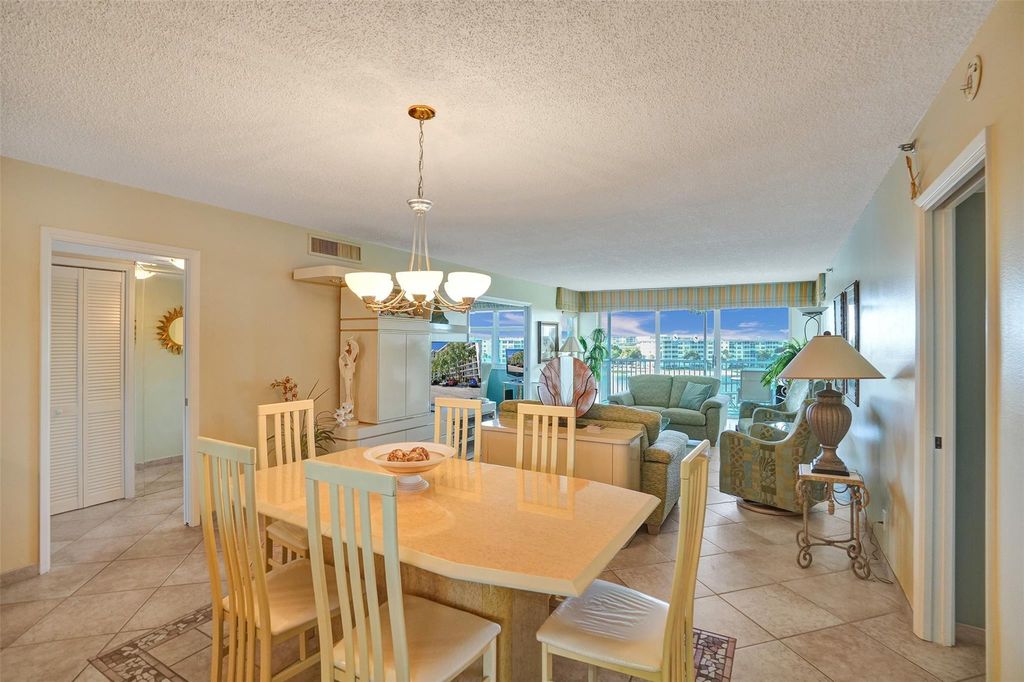2900 N Course Drive #602, photo 7
