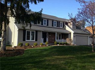 8114 Timothy Ln, Sylvania, OH 43560