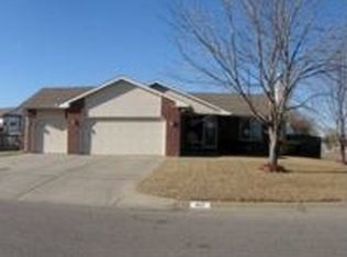 402 W 53rd St S, Wichita, KS 67217