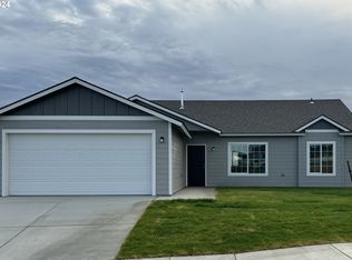 2881 Curlew St, Umatilla, OR 97882