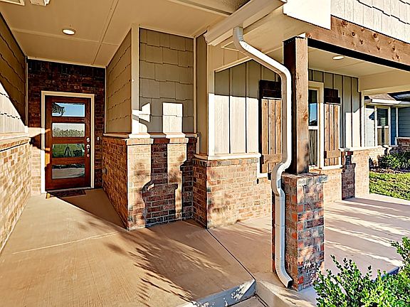 3rd image of 2409 Ryder Dr