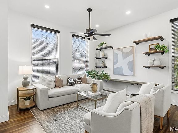 3rd image of 1310 Mackay Pl