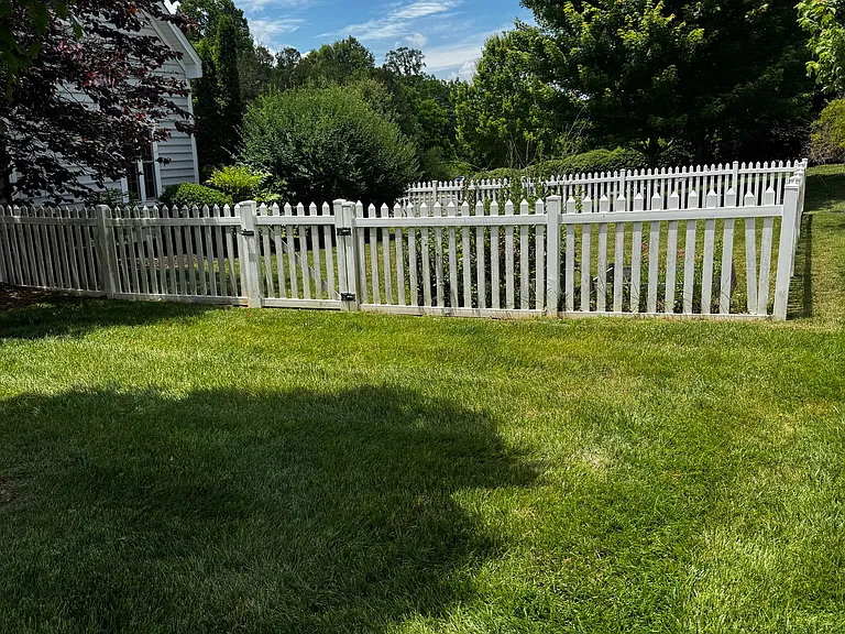 1218 Brook Cir — Photo 14