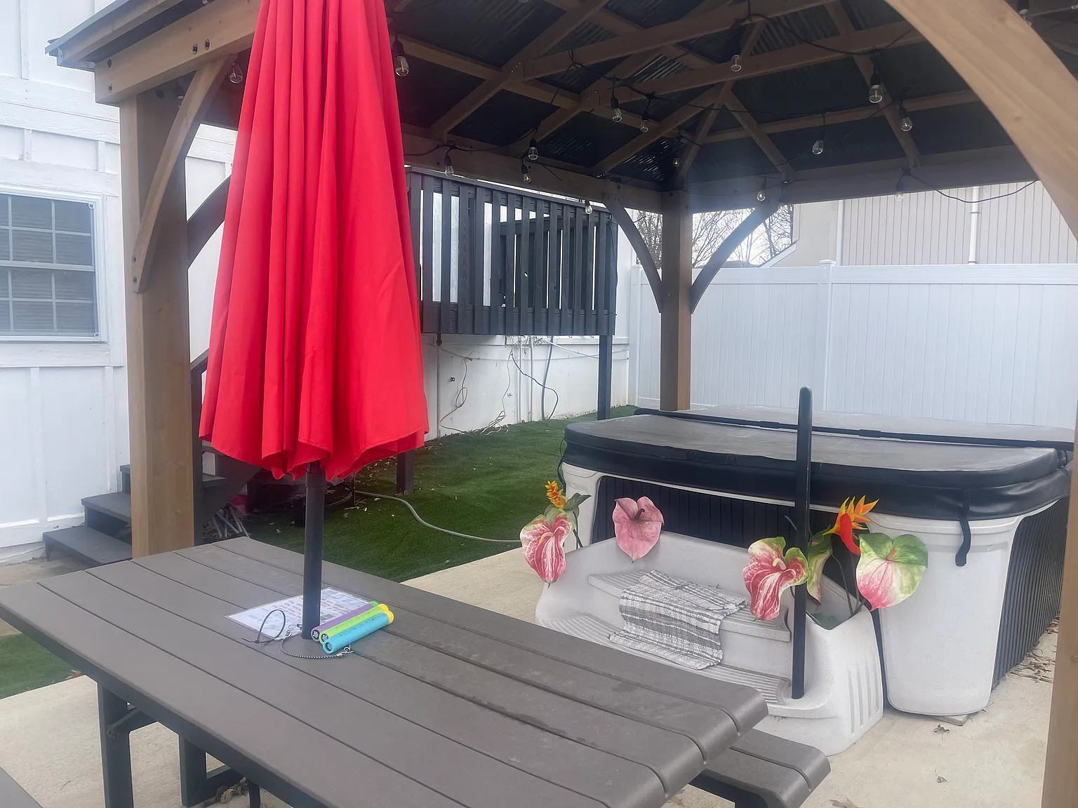 2 bed, 1.5 bath, 1000 sqft, $3,900 — Photo 3