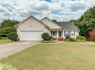 16 Summer Hill Rd, Simpsonville, SC 29681