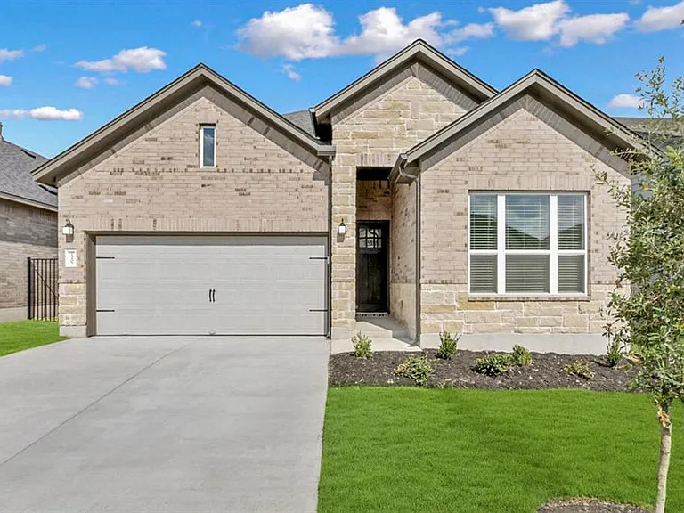13211 Keefer Dr — Photo 1