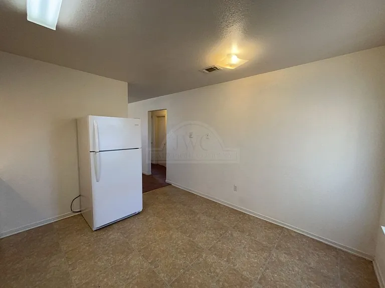1006 Circle Dr #M — Photo 10