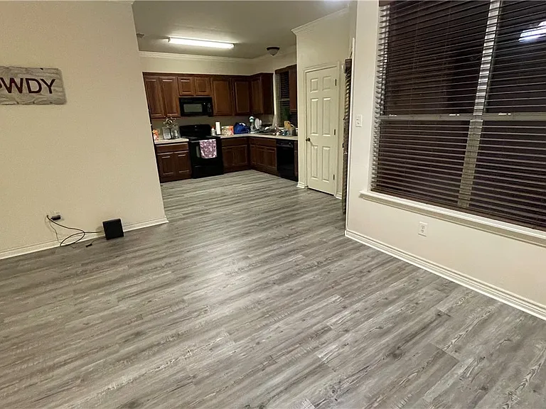 1425 W Villa Maria Rd #602 — Photo 7