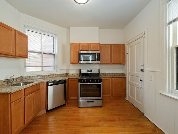 KITCHEN - UNIT 2