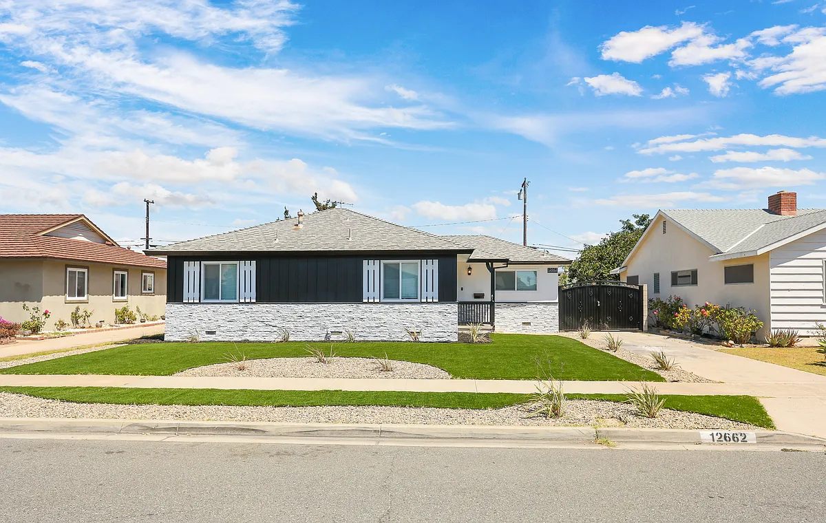 Building Photo - 12662 Woodland Ln
