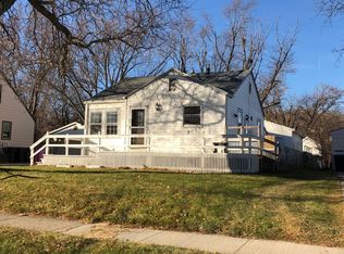 2423 Isabella St, Sioux City, IA 51103