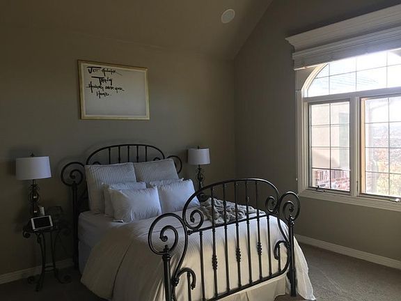 5th image of 2706 Everest Ave