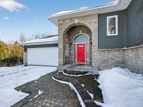 2nd image of 1641 Bearhill Rd