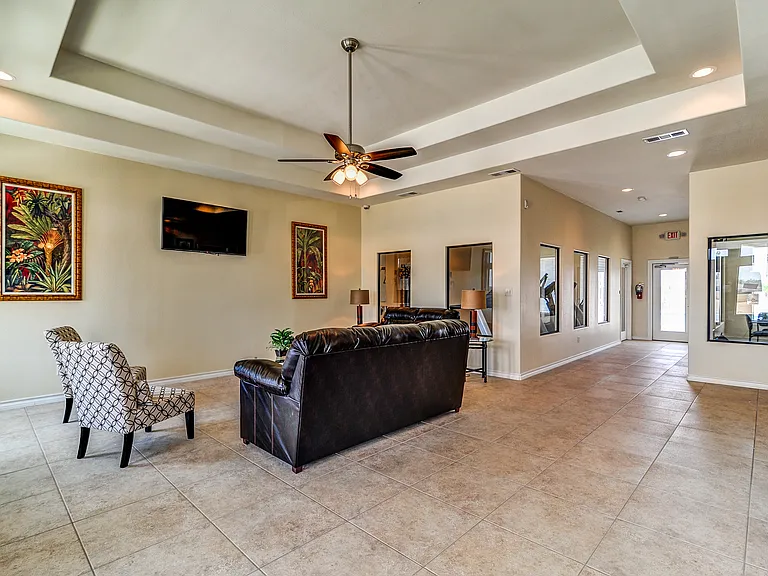 Stone Oak Townhomes — Photo 9