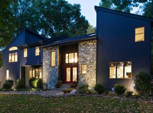 20 Robin Rd, Warren, NJ 07059