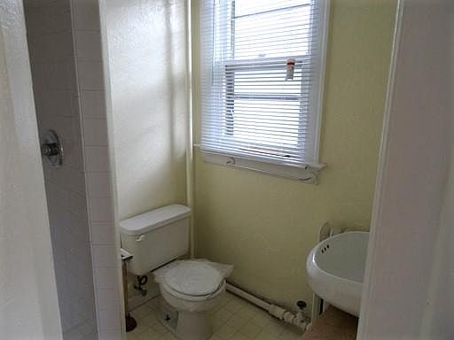 5th image of 1241 N Pennsylvania St APT 2
