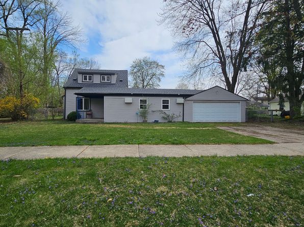 8732 Hugh St, Westland, MI 48185
