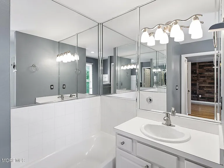 5 Manhattan Dr #63 — Photo 13
