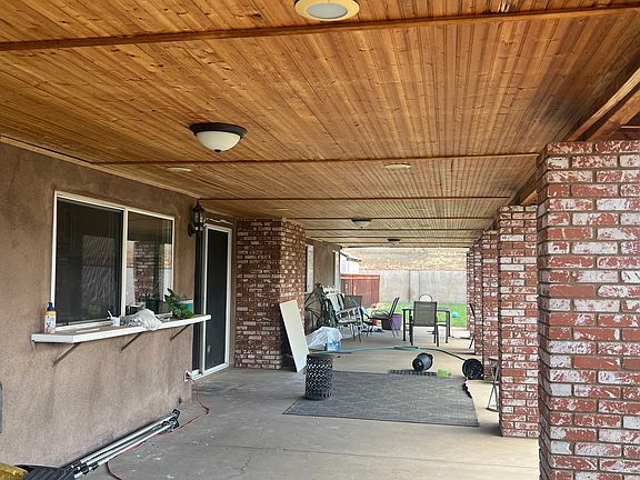 2nd image of 8594 Rocking Horse Cir