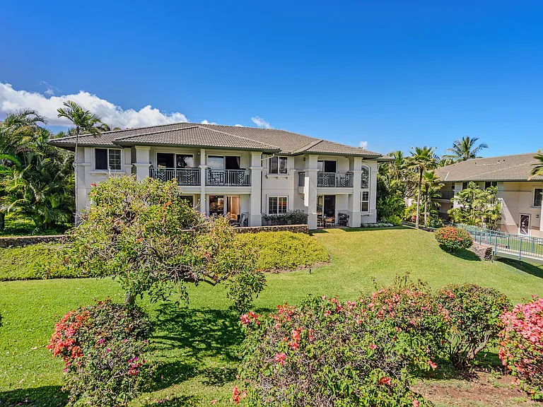 3950 Kalai Waa St #V102 — Photo 18