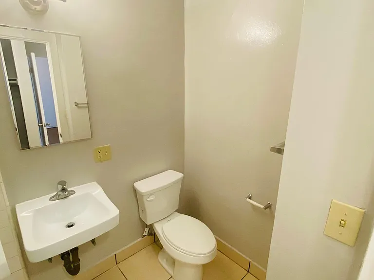 Woodbridge Village Apartments — Photo 7