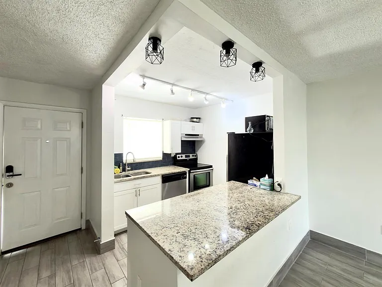 6507 Winfield Blvd #206C — Photo 1