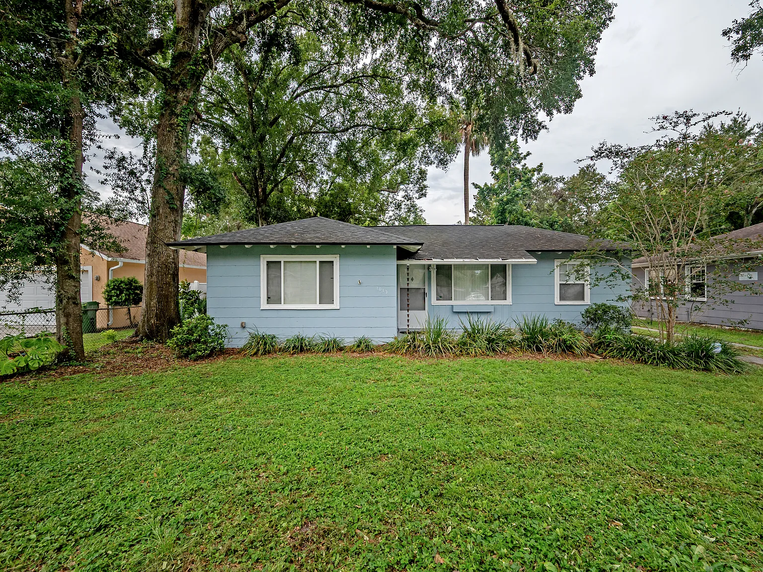 2 bed, 736 sqft, $1,950 — Photo 4