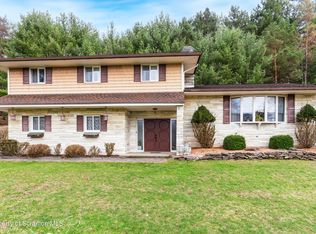 308 Overbrook Ave, Dallas, PA 18612