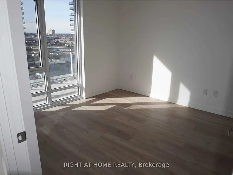 2520 Eglinton Ave W #510 — Photo 7