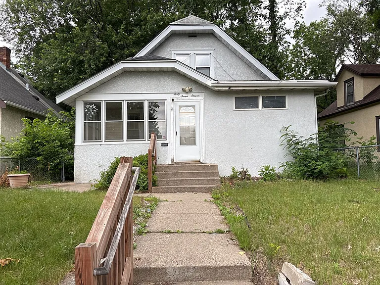 4711 Camden Ave N — Photo 1