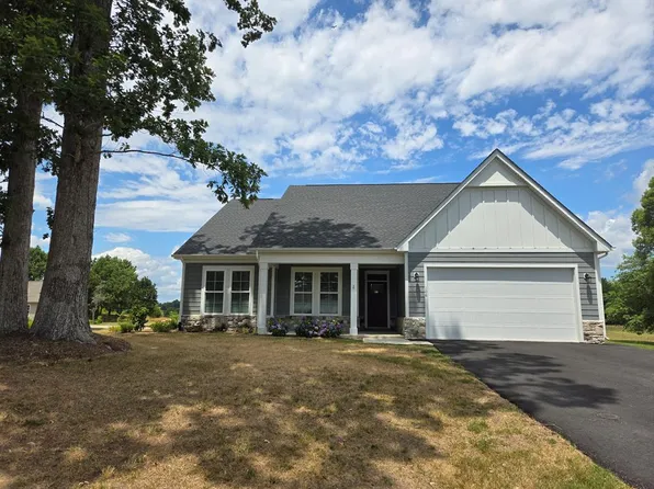 106 Genevieve, Irvington, VA 22480