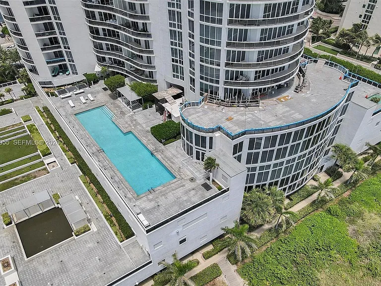 16001 Collins Ave #805 — Photo 33