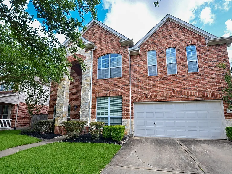 5218 Lacey Oak Meadow Dr — Photo 3
