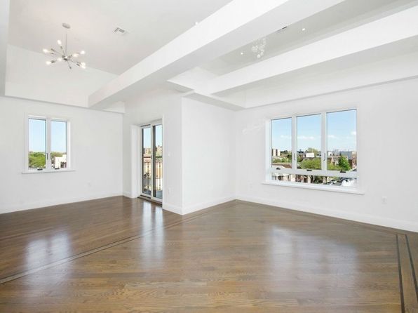 225 Avenue M APT 2