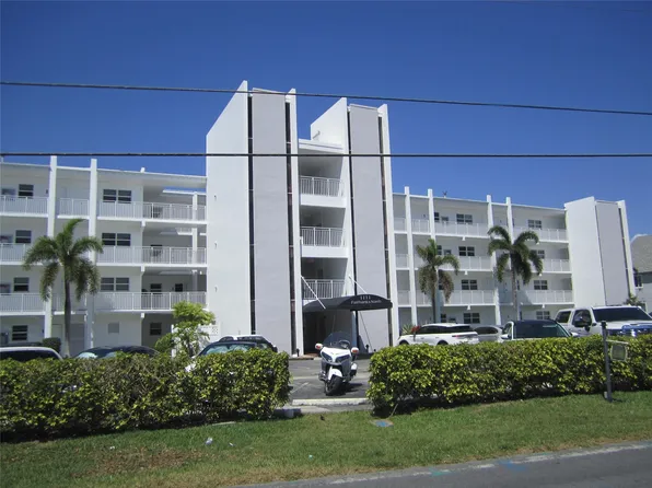 1111 N Riverside Drive #202, Pompano Beach, FL 33062