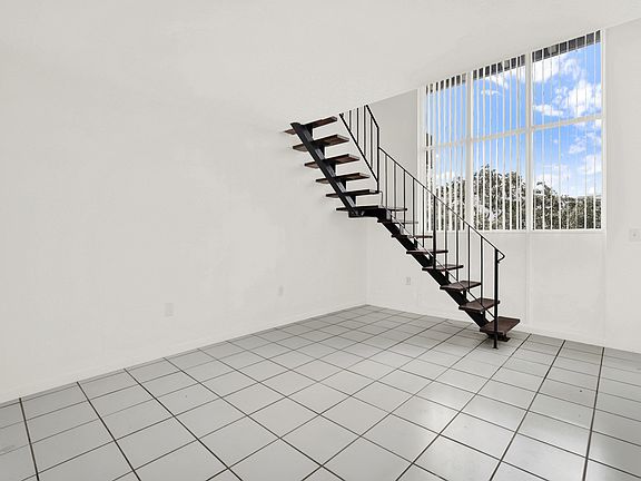 5th image of 134 Salamanca Aveapt 4b