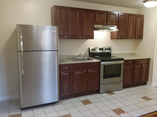 41 Elliott St APT 11, Beverly, MA 01915