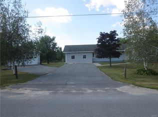 31328 Town Line Rd, Philadelphia, NY 13673