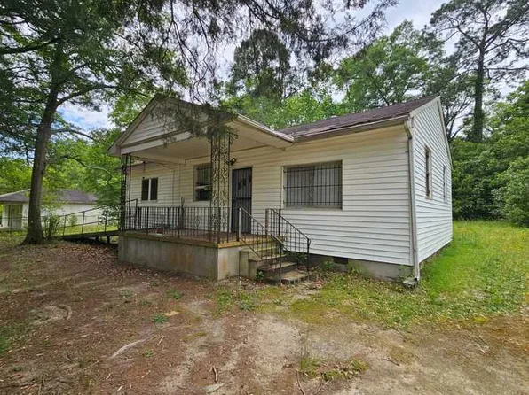 854 Trinity Pl, Macon, GA 31217