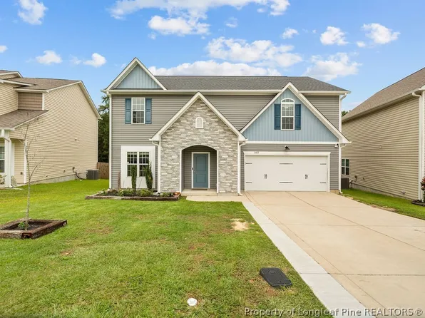 1589 Mount Rainer Dr, Fayetteville, NC 28301