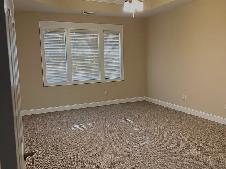 4635 Granby Cir — Photo 12