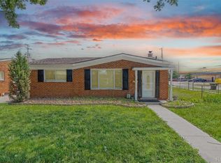 1721 Westbrook Dr, Madison Heights, MI 48071