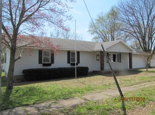 106 E English St, Humansville, MO 65674