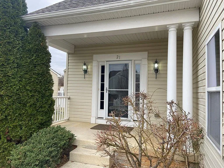 21 Mineral Springs Rd — Photo 4